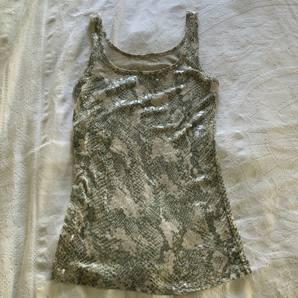 Old navy tank top size s